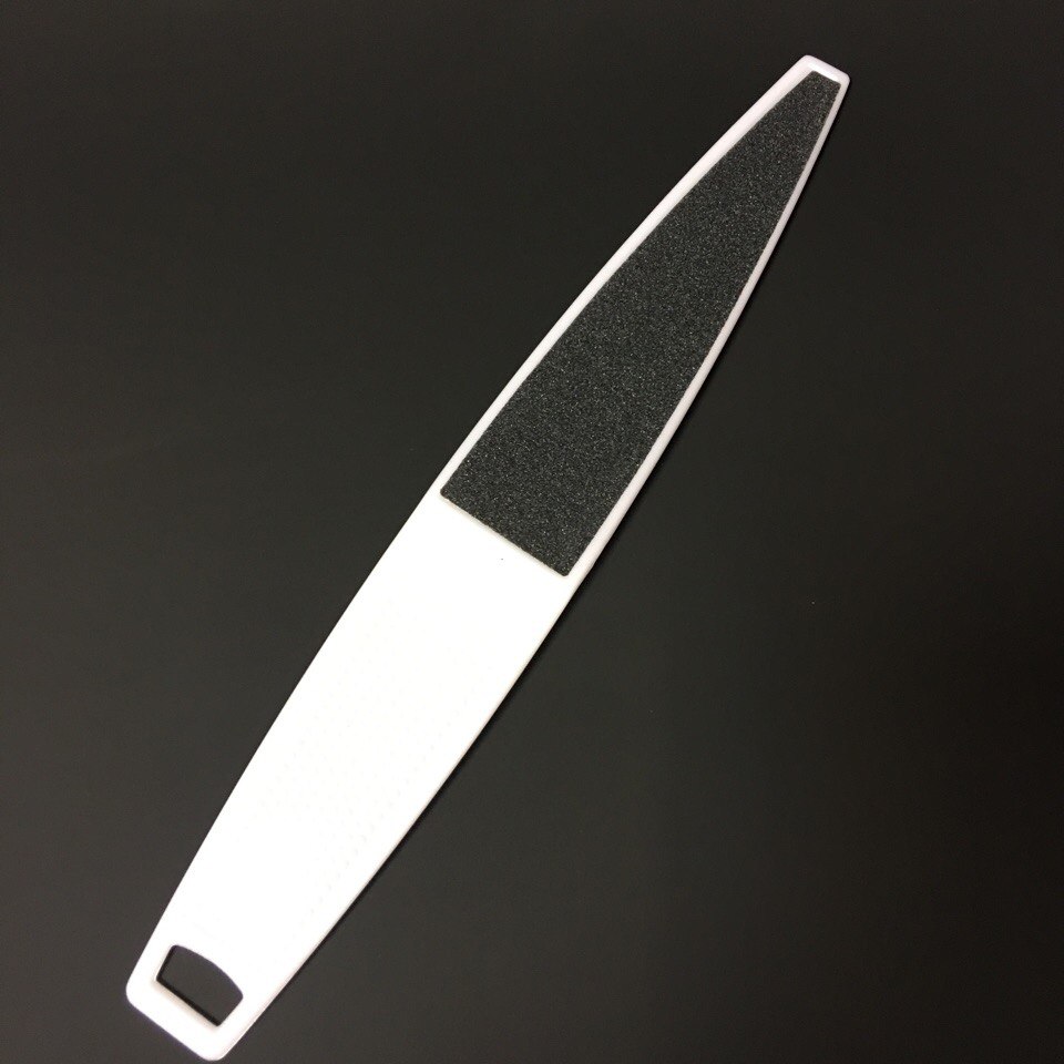 Терка для педикюра зауженная (белая)