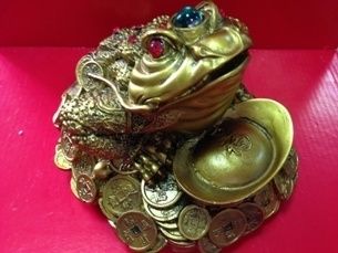 Жаба с зеленым кристаллом (16,5*12см, Латунь)