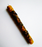 КРАПИВА. Свеча из вощины.