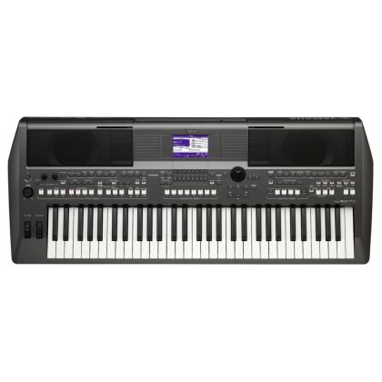 Yamaha PSR S670