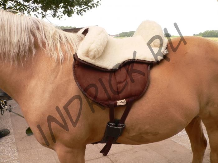 Меховое сиденье с упорами для пада Ride-on-Pad