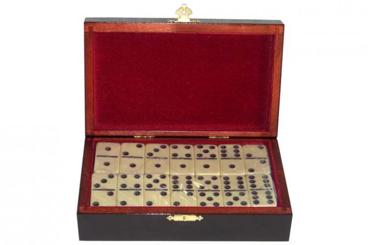 Домино турнирное D6 в деревянной шкатулке с флоком