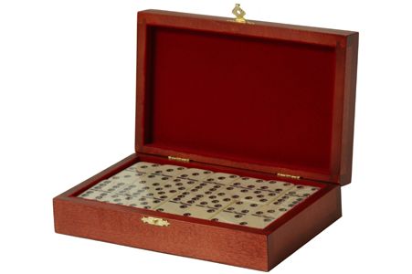 Домино турнирное D6 в деревянной шкатулке с флоком