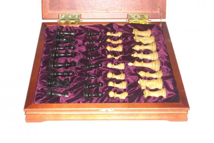 Шахматы классические малые деревянные (высота короля 2,75")