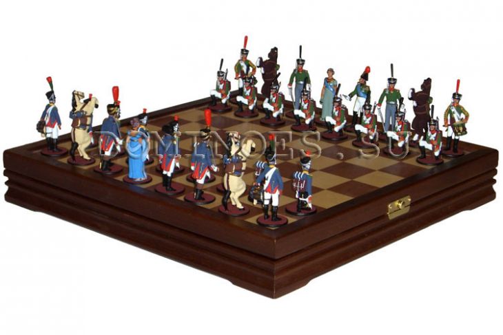 Шахматы исторические с фигурами из олова покрашенными в полу коллекционном качестве