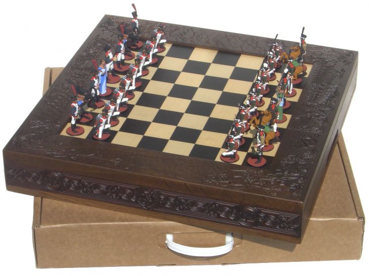Шахматы исторические эксклюзивные с фигурами из олова покрашенными в полу коллекционном качестве