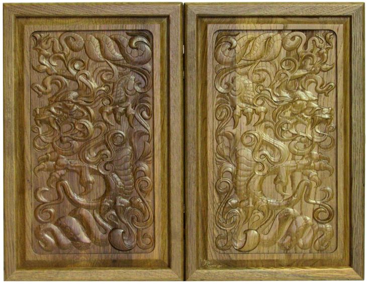 Резные объемные нарды+шашки дорожного размера из массива мореного дуба "Дракон"