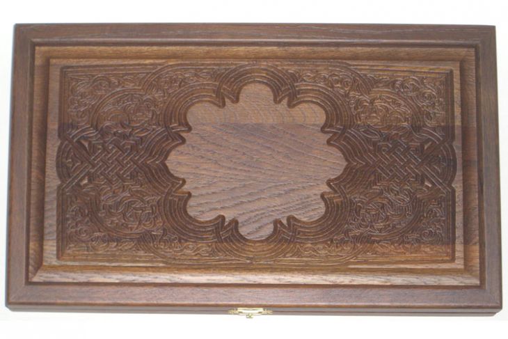 Резные дорожные нарды из массива мореного дуба без ложемента