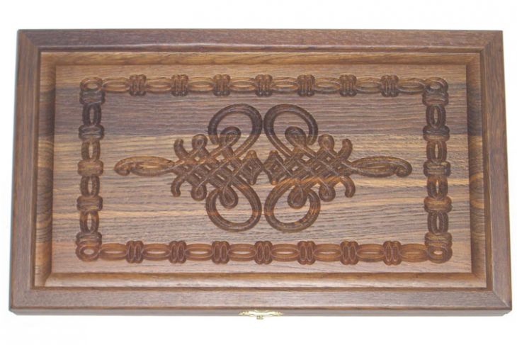 Резные дорожные нарды из массива мореного дуба без ложемента