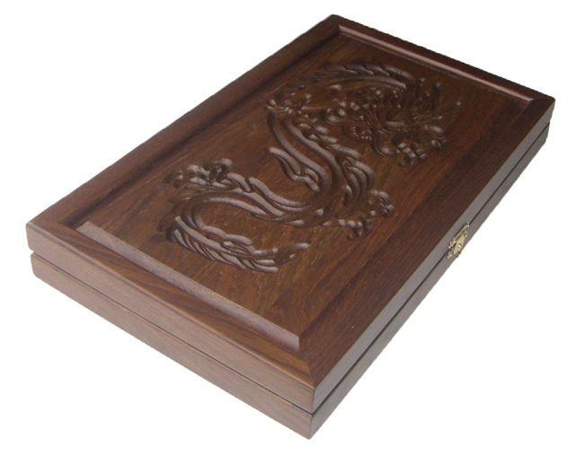 Резные дорожные нарды из массива мореного дуба без ложемента "Дракон"