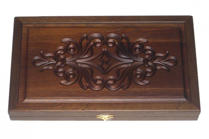 Резные дорожные нарды из массива мореного дуба без ложемента "Марвиль"