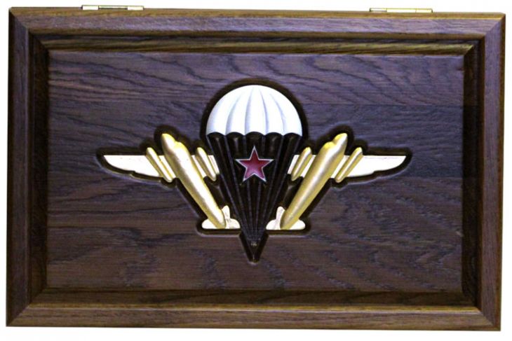 Резные дорожные нарды из массива мореного дуба ВДВ