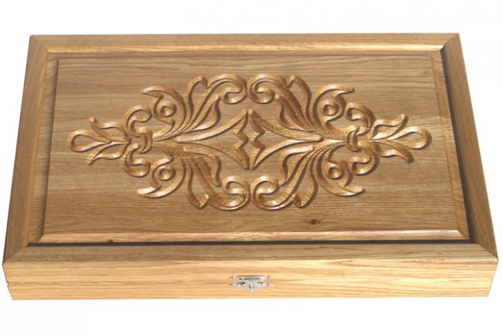 Резные дорожные нарды из массива натурального дуба "Марвиль"