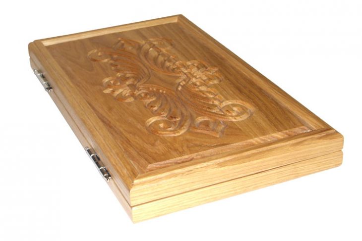 Резные дорожные нарды из массива натурального дуба без ложемента