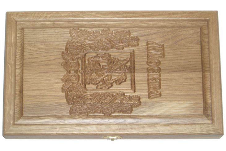 Резные дорожные нарды из массива натурального дуба без ложемента "Москва"