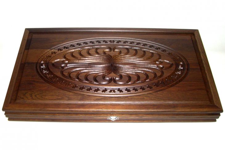 Резные нарды из массива мореного дуба