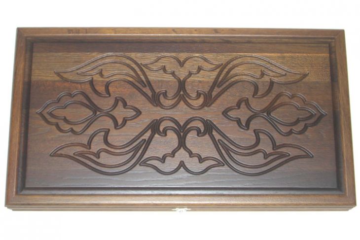 Резные нарды из массива мореного дуба "Саламандра"