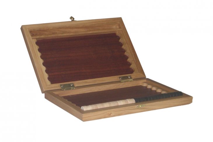 Нарды малые из дуба