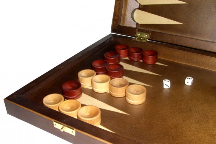 Нарды полированные средние