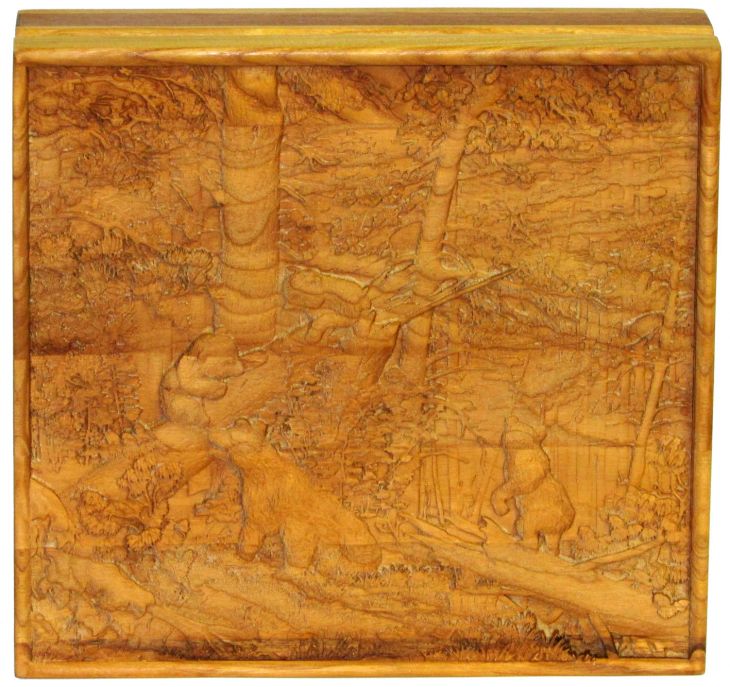 Шкатулка "Утро в сосновом лесу" из массива мореного ясеня 21x23 см