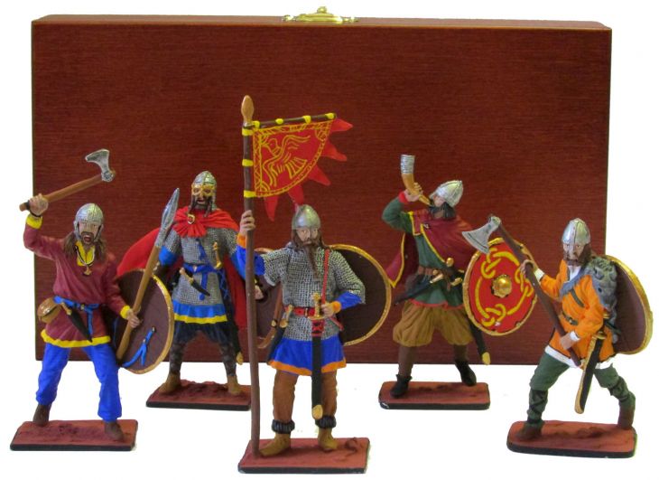 Набор миниатюр в деревянной шкатулке "Викинги" (5 фигур)