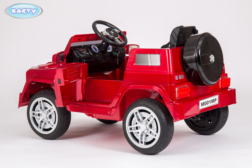 143. Детский электромобиль Mercedes-Benz Coupe little red