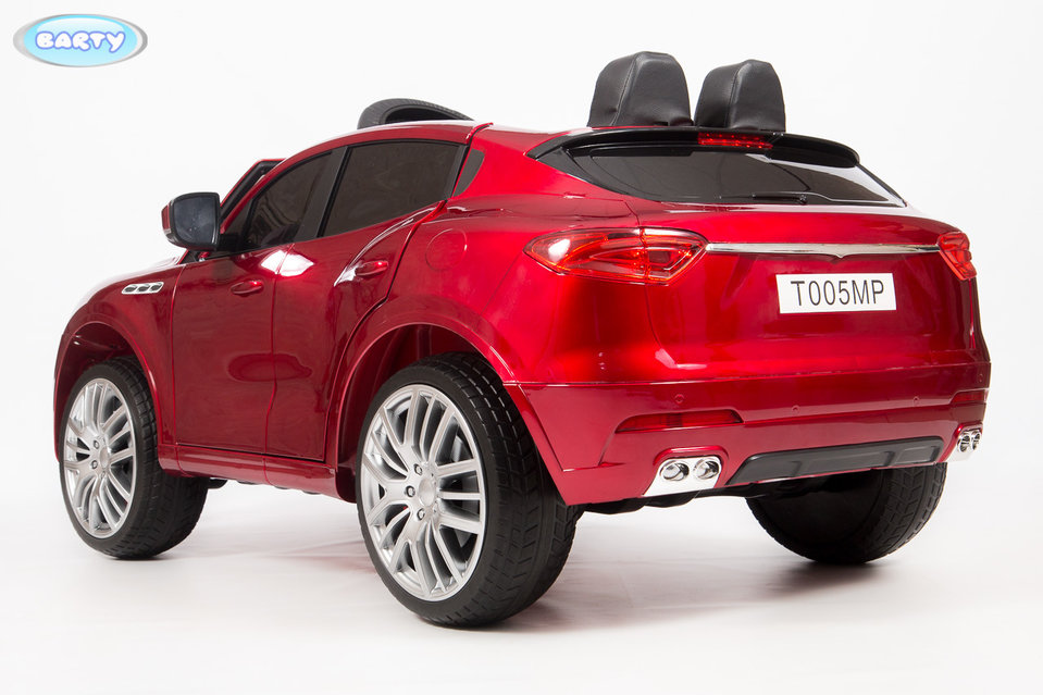 650. Maserati Levante red