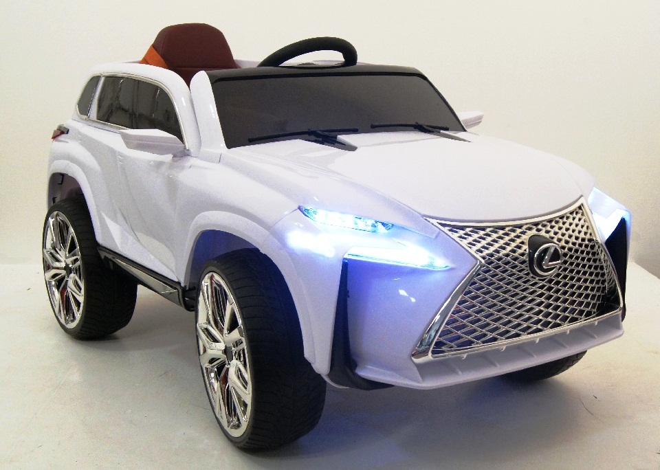 186.Lexus white