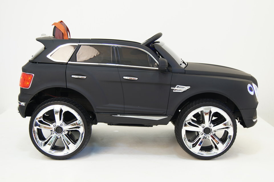 190.Bentley black matt