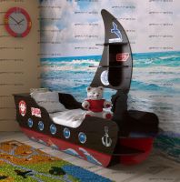 Кровать-корабль