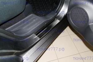 Накладки на пороги стальные, Alufrost, для Т32