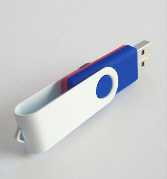 Флешка Twist Триколор 16 Gb