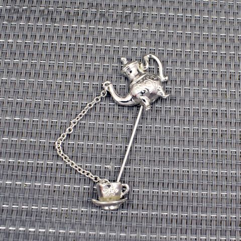 Брошь-булавка "Кофейку?" (Avon США)