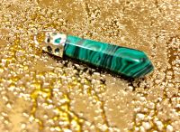 Маятник натур камень Малахит в металле 3см