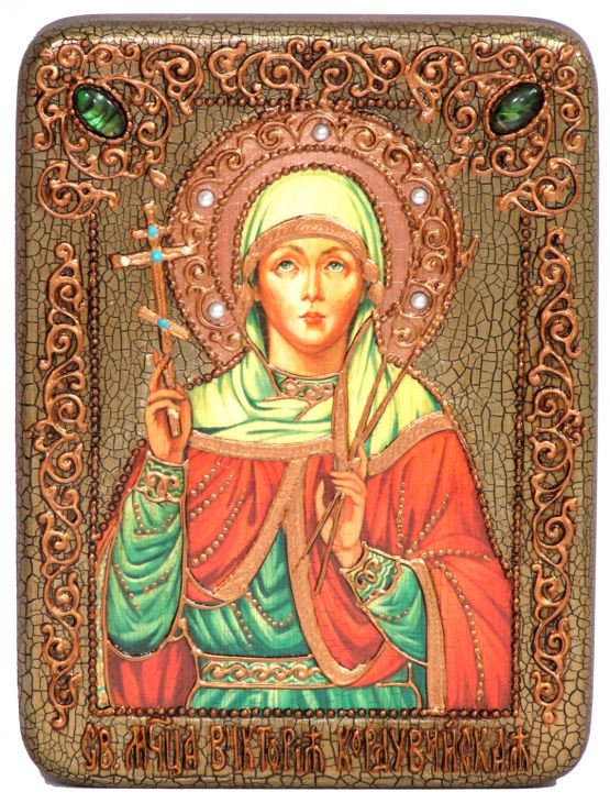 Инкрустированная настольная икона Святая мученица Виктория Кордувийская (15*20 см, Россия) на мореном дубе, в подарочной коробке