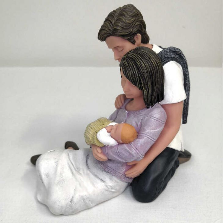 Коллекционная статуэтка из испанской коллекции -  736373 "Новая семья"