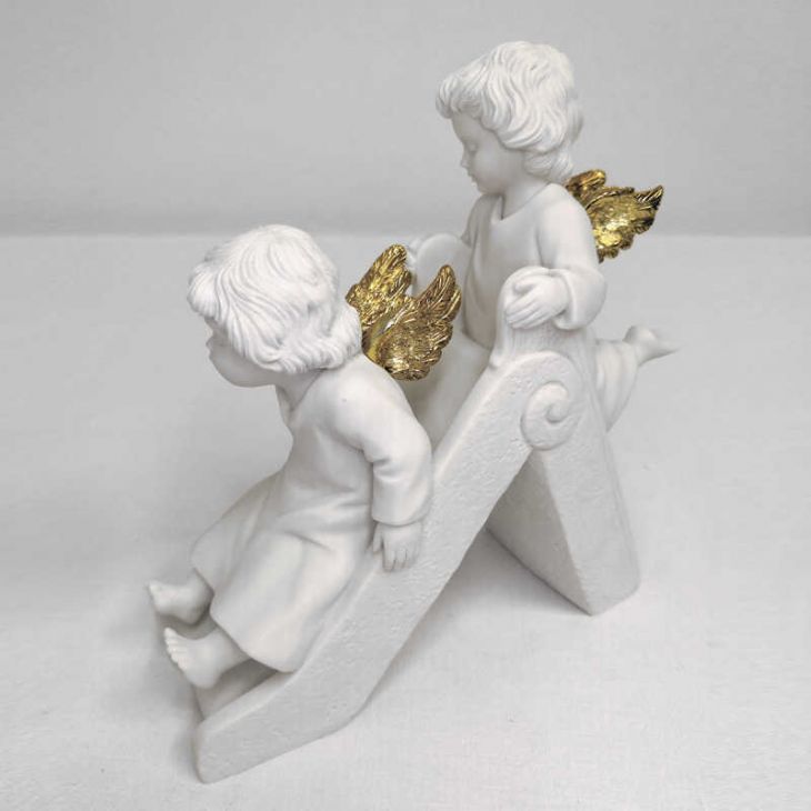Коллекционная статуэтка из испанской коллекции -  736940 "Ангельское скольжение"