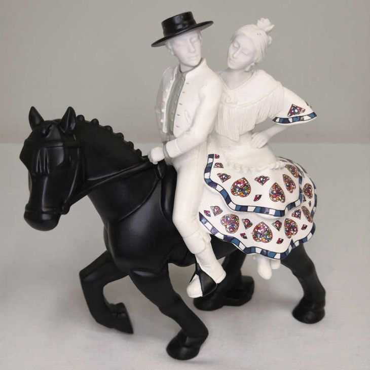 Коллекционная статуэтка из испанской коллекции -  763019 Пара на лошадях