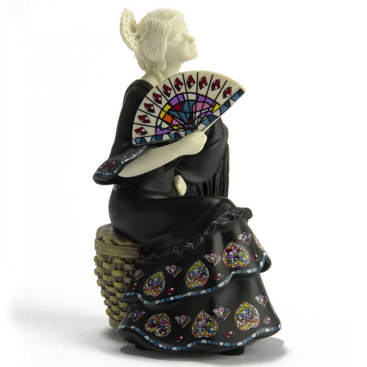 Коллекционная статуэтка из испанской коллекции -  763200 Abanicarse con arte