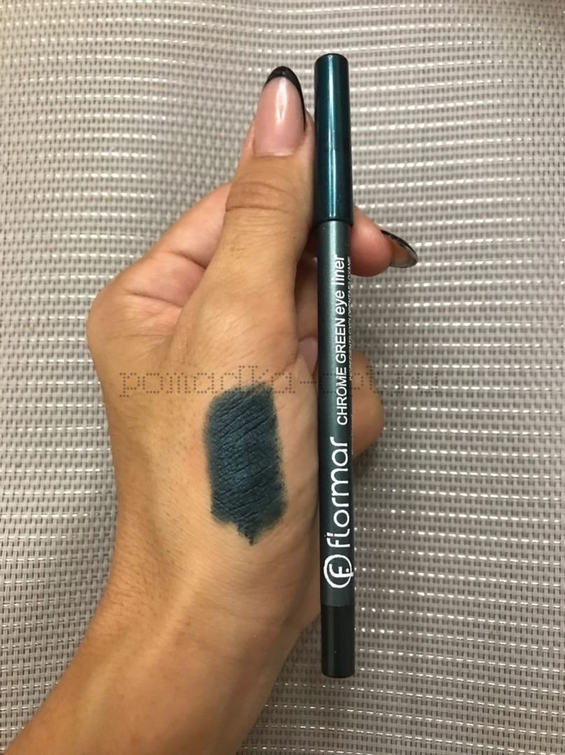 Kарандаш для глаз CHROME GREEN  EYE LINER