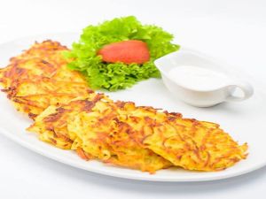 Драники 3шт, Сметана и Чай 200мл