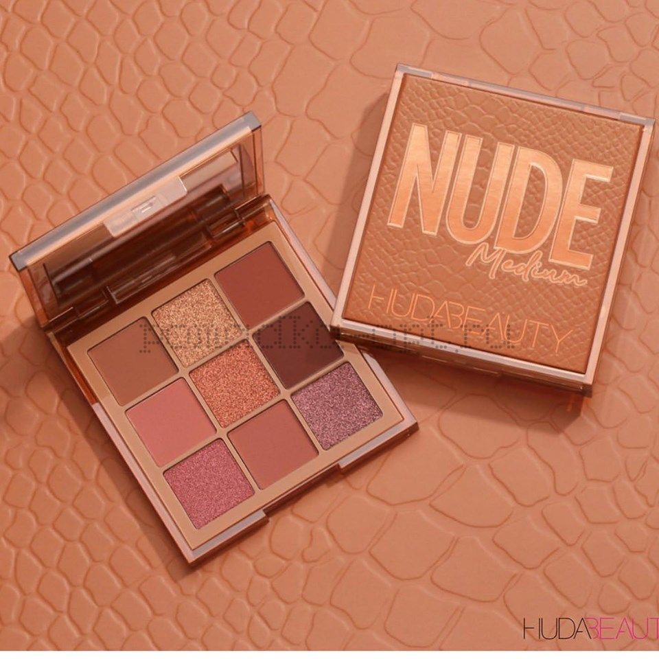 Новые палетки Obsessions на 9 оттенков от Huda Beauty Nude Medium