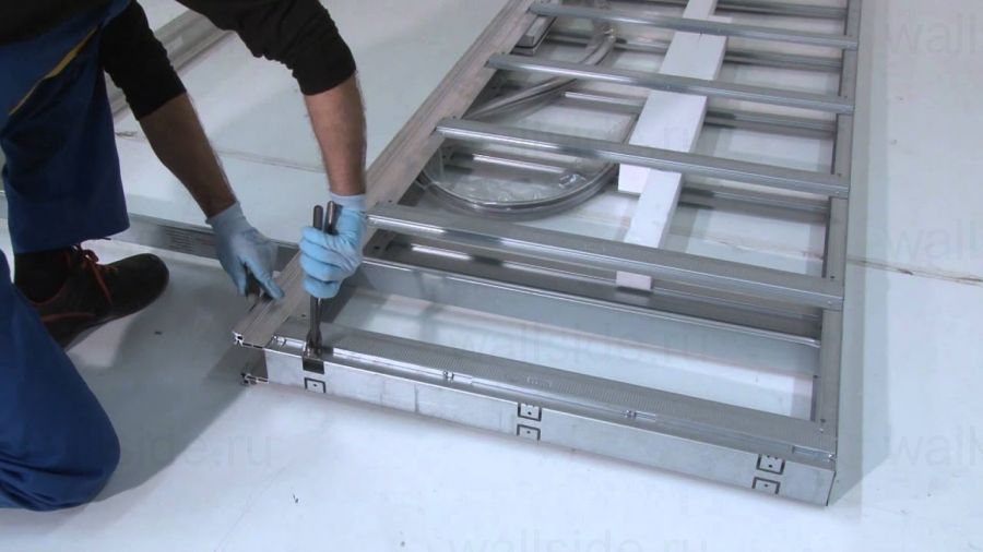 Пенал для дверей Eclisse Syntesis Line высотой до 2100 мм