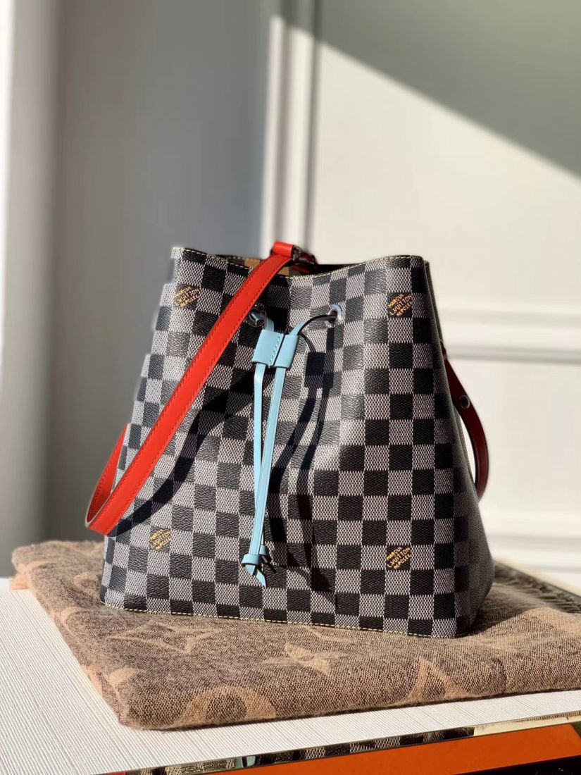 Сумка LV NeoNoe Nicolas Ghesquiere Damier