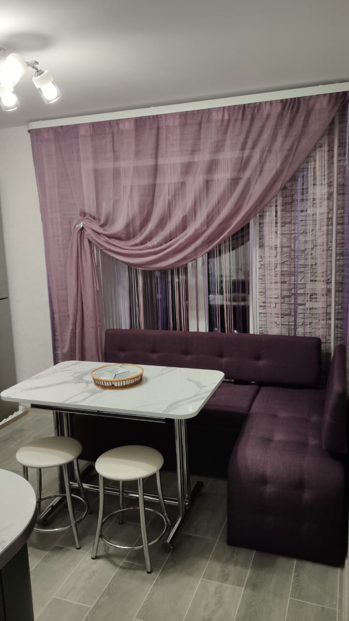 Кухонный гарнитур и мебель для кухни