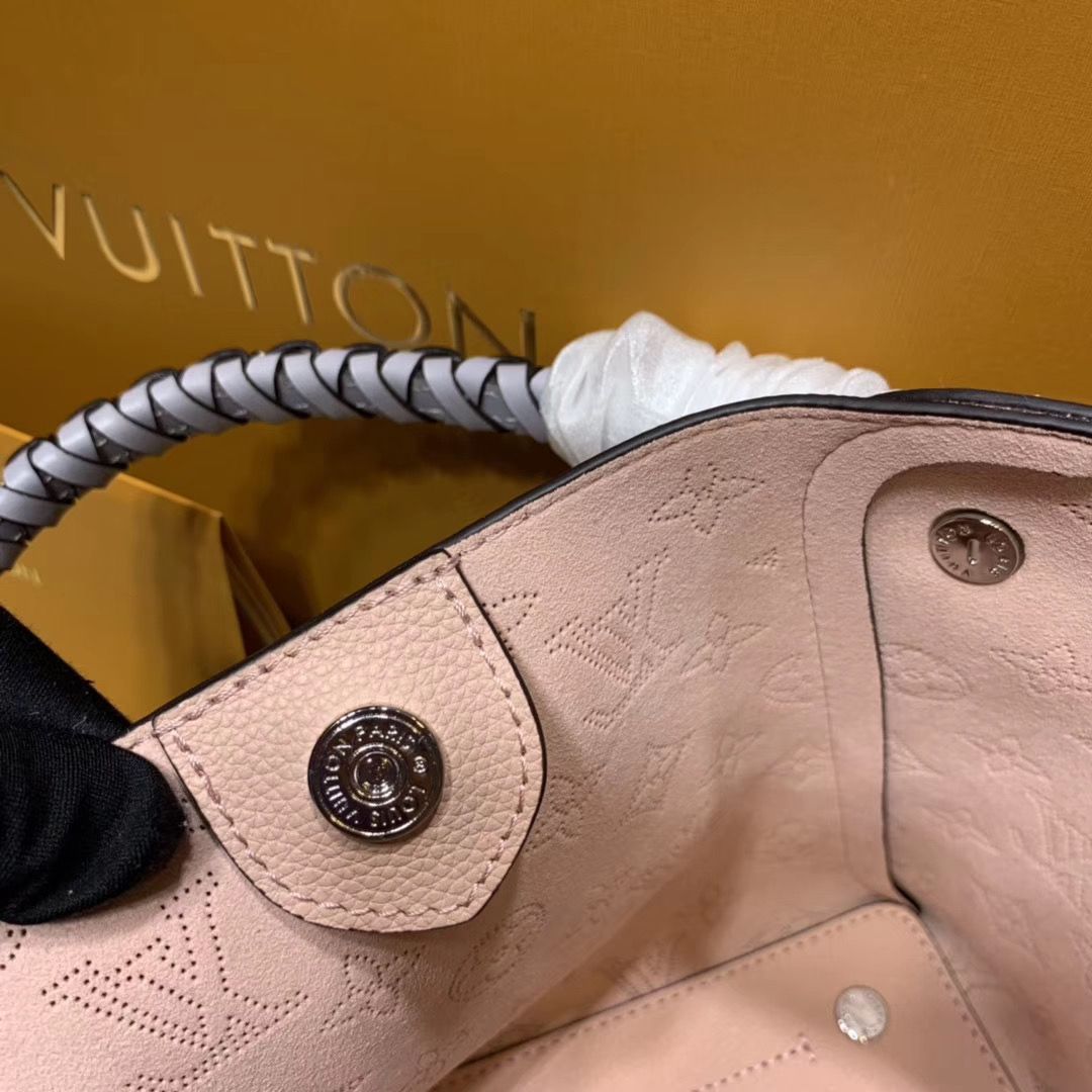 Louis Vuitton HINA PM