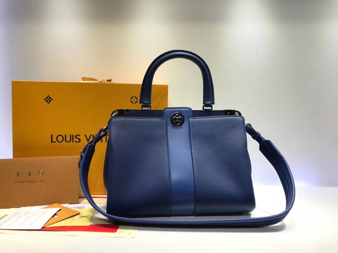 Louis Vuitton Astrid