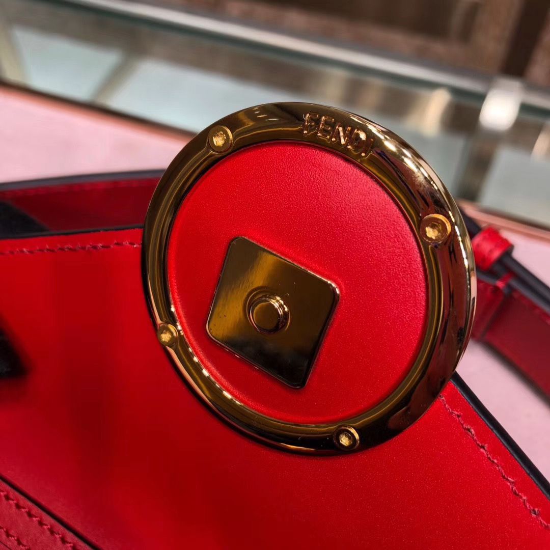 Поясная сумка FENDI