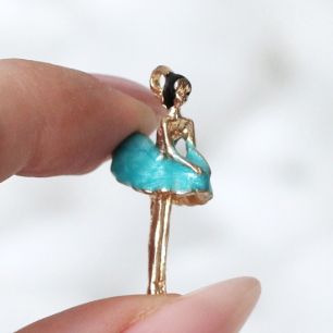 Кукольный аксессуар Подвеска балерина в голубом платье