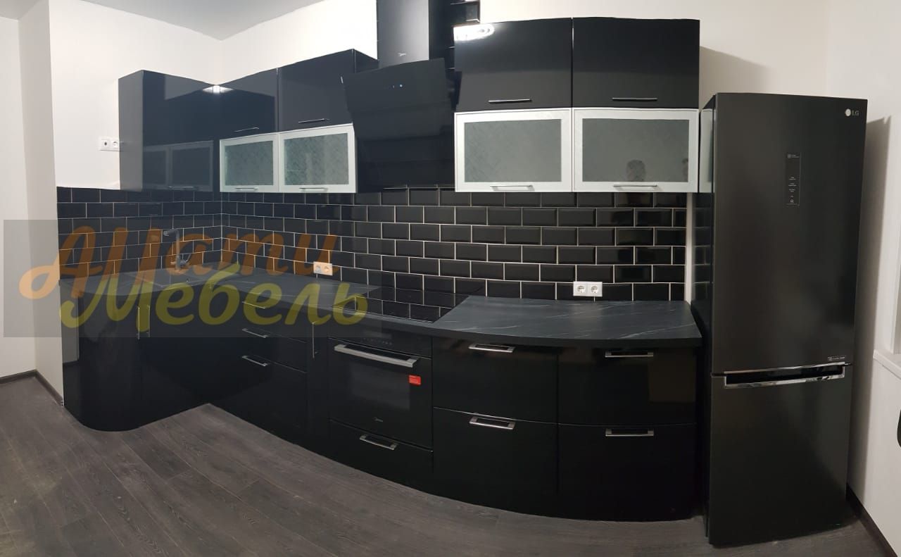 Кухонный гарнитур и мебель для кухни